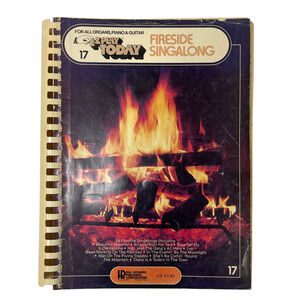 E-Z Play Today Ser.: Fireside Singalong by Hal Leonard Corp. Bound out of order